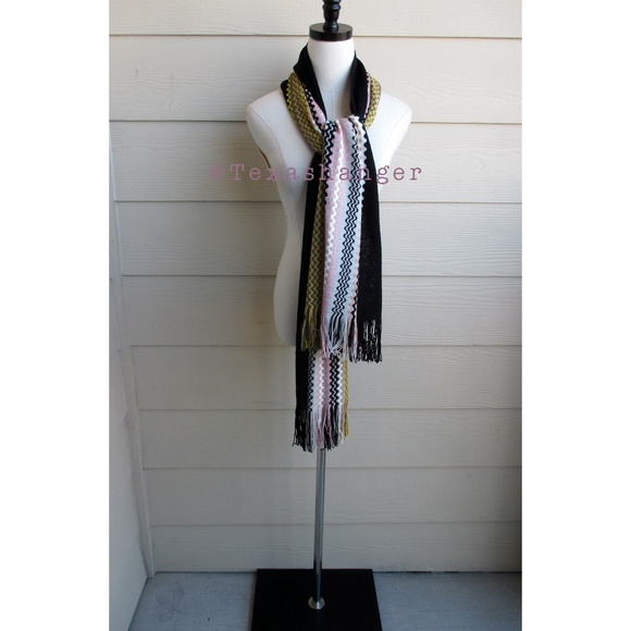 NWT Missoni Striped Pattern Multicolor Scarf - Picture 5 of 9